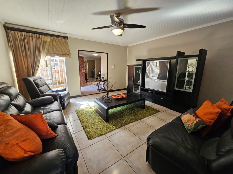 4 Bedroom Property for Sale in Jan Cillierspark Free State